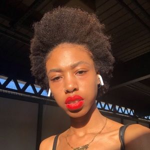 Meet your Posher, Chastity